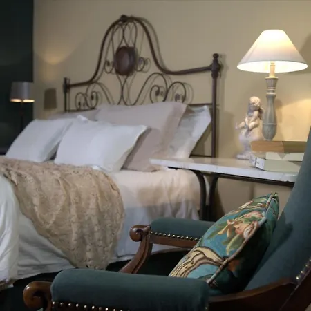 فندق مبيت وإفطار Antico Casale Mattei - Adult Only