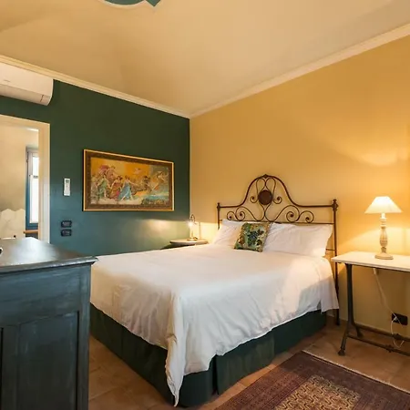 Antico Casale Mattei - Adult Only 3* Corneliano d'Alba