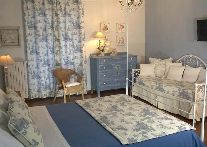 ベッド・アンド・ブレックファスト Antico Casale Mattei - Adult Only 3*