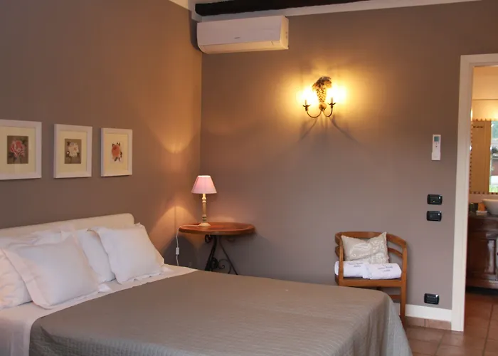 ベッド・アンド・ブレックファスト Antico Casale Mattei - Adult Only